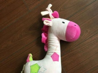 上海二手母婴儿童用品 自带音乐长颈鹿玩具的选购与使用指南